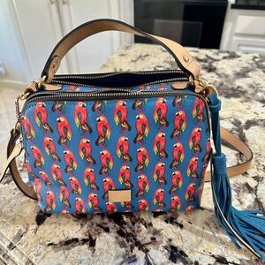 Blue Parrot Print Women's Carlotta bag